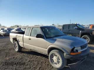 2003 Chevrolet S-10 LS z VIN 1GCDT19X138185809, wystawiony jako Copart lot #75514184 z przebiegiem 132 898 mil mil oraz Szkoda całkowita • Salvage title. Historia ofert i sprzedaży dostępna na DreamBid. Obrazek 4.