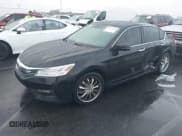 ✅ 2017 Honda Accord Touring • VIN: 1HGCR3F9XHA021200 • Lot: 43431866. Wystawiony na IAAI z przebiegiem 98 095 mil. Bezpłatny archiwum sprzedaży aukcyjnych z USA i szczegółowy raport historii pojazdu na DreamBid. Zdjęcie 2.