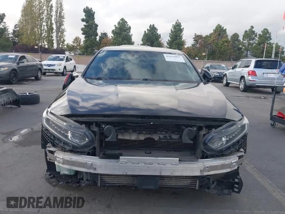 ✅ 2018 Honda Accord Sport • VIN: 1HGCV1F30JA005878 • Lot: 43635057. Wystawiony na IAAI z przebiegiem 179 738 mil. Bezpłatny archiwum sprzedaży aukcyjnych z USA i szczegółowy raport historii pojazdu na DreamBid. Zdjęcie 13.