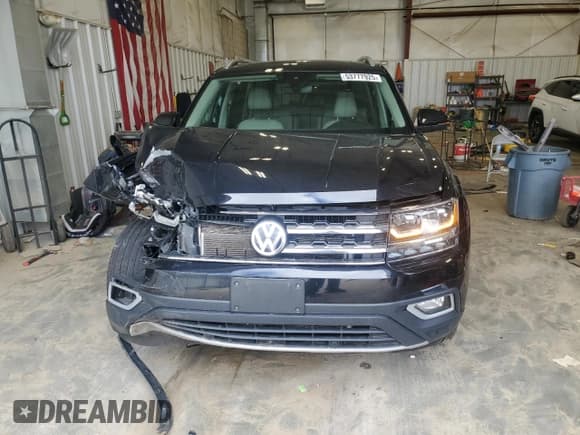 ✅ 2019 Volkswagen Atlas SEL Premium • VIN: 1V2NR2CA3KC621499 • Lot: 53777925. Listed on Copart with 108,604 mi. Free auction sales archive from the USA and detailed vehicle history report at DreamBid. Image 5.