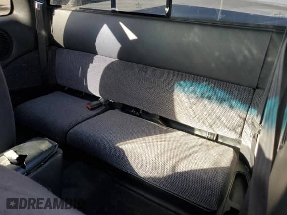 1997 Dodge Dakota z VIN 1B7GG23Y4VS270030, wystawiony jako Copart lot #73244994 z przebiegiem 87 277 mil mil oraz Szkoda całkowita • Salvage title. Historia ofert i sprzedaży dostępna na DreamBid. Obrazek 10.