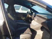 ✅ 2023 Tesla Model X Plaid • VIN: 7SAXCBE66PF428457 • Lot: 43800187. Wystawiony na IAAI z przebiegiem 51 448 mil. Bezpłatny archiwum sprzedaży aukcyjnych z USA i szczegółowy raport historii pojazdu na DreamBid. Zdjęcie 5.