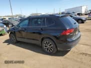 ✅ 2021 Volkswagen Tiguan S • VIN: 3VV0B7AX0MM068396 • Lot: 54058005. Wystawiony na Copart z przebiegiem 42 103 mil. Bezpłatny archiwum sprzedaży aukcyjnych z USA i szczegółowy raport historii pojazdu na DreamBid. Zdjęcie 2.