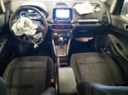 ✅ 2018 Ford EcoSport SE • VIN: MAJ6P1UL7JC204977 • Lot: 92830505. Wystawiony na Copart z przebiegiem 62 178 mil. Bezpłatny archiwum sprzedaży aukcyjnych z USA i szczegółowy raport historii pojazdu na DreamBid. Zdjęcie 8.