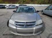 ✅ 2008 Dodge Avenger SXT • VIN: 1B3LC56R28N221199 • Lot: 74793224. Wystawiony na Copart z przebiegiem 25 461 mil. Bezpłatny archiwum sprzedaży aukcyjnych z USA i szczegółowy raport historii pojazdu na DreamBid. Zdjęcie 5.