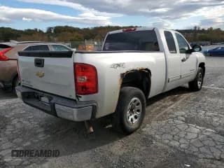 ✅ 2010 Chevrolet Silverado 1500 LT • VIN: 1GCSKSEA0AZ256054 • Lot: 89440485. Listed on Copart with 145,813 mi. Free auction sales archive from the USA and detailed vehicle history report at DreamBid. Image 3.