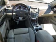 ✅ 2012 Cadillac SRX Luxury Collection • VIN: 3GYFNDE38CS551936 • Лот: 71816105. Опубликован ранее на Copart с пробегом 24 918 миль. Бесплатный доступ к архиву аукционных продаж из США и подробный отчёт об истории автомобиля на DreamBid. Изображение 8.