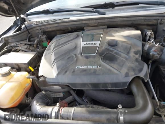 ✅ 2014 Jeep Grand Cherokee Overland • VIN: 1C4RJFCM3EC434828 • Lot: 43479546. Listed on IAAI with 171,426 mi. Free auction sales archive from the USA and detailed vehicle history report at DreamBid. Image 10.