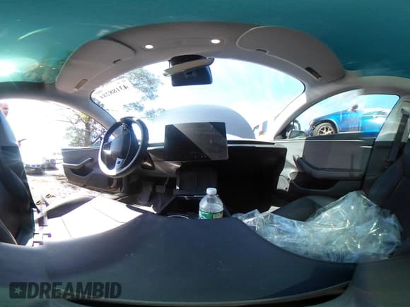 ✅ 2024 Tesla Model 3 • VIN: 5YJ3E1EAXRF729577 • Lot: 43188284. Wystawiony na IAAI z przebiegiem 16 053 mil. Bezpłatny archiwum sprzedaży aukcyjnych z USA i szczegółowy raport historii pojazdu na DreamBid. Zdjęcie 21.