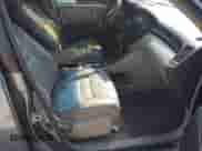 2002 Toyota Highlander z VIN JTEGF21A520072116, wystawiony jako IAAI lot #42751205 z przebiegiem 204 983 mil mil oraz . Historia ofert i sprzedaży dostępna na DreamBid. Obrazek 5.