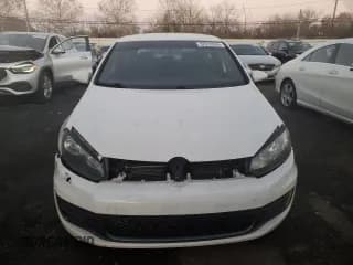 ✅ 2013 Volkswagen Golf GTI Autobahn • VIN: WVWGD7AJ7DW141444 • Lot: 92810965. Wystawiony na Copart z przebiegiem 158 060 mil. Bezpłatny archiwum sprzedaży aukcyjnych z USA i szczegółowy raport historii pojazdu na DreamBid. Zdjęcie 5.