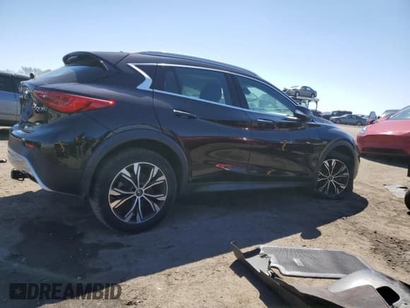✅ 2018 Infiniti QX30 Essential • VIN: SJKCH5CR2JA058312 • Lot: 50995565. Listed on Copart with 107,460 mi. Free auction sales archive from the USA and detailed vehicle history report at DreamBid. Image 3.