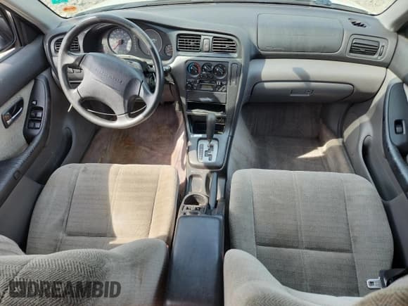 ✅ 2000 Subaru Legacy L • VIN: 4S3BH6256Y7301730 • Lot: 80453375. Listed on Copart with 161,567 mi. Free auction sales archive from the USA and detailed vehicle history report at DreamBid. Image 8.