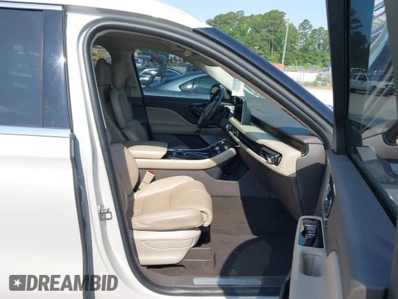 ✅ 2020 Lincoln Aviator Reserve • VIN: 5LM5J7XC9LGL14438 • Лот: 42287170. Опубликован ранее на IAAI с пробегом 70 398 миль. Бесплатный доступ к архиву аукционных продаж из США и подробный отчёт об истории автомобиля на DreamBid. Изображение 5.