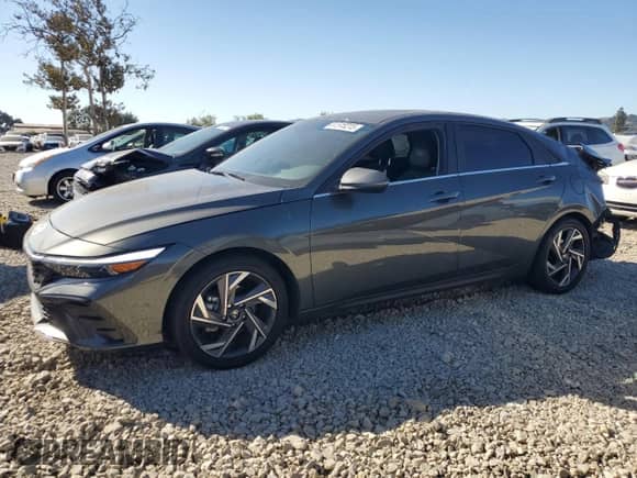 2024 Hyundai Elantra Limited with VIN KMHLN4DJ1RU102854, listed as a Copart auction lot 81515215 with 31,698 mi miles and Salvage title. Bid and sale history available at DreamBid. Image 1.