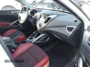 ✅ 2014 Hyundai Veloster • VIN: KMHTC6AD9EU185928 • Lot: 41720927. Wystawiony na IAAI z przebiegiem 94 023 mil. Bezpłatny archiwum sprzedaży aukcyjnych z USA i szczegółowy raport historii pojazdu na DreamBid. Zdjęcie 5.