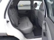 ✅ 2005 Ford Escape XLT • VIN: 1FMYU93125KA69876 • Lot: 41923043. Listed on IAAI with 186,306 mi. Free auction sales archive from the USA and detailed vehicle history report at DreamBid. Image 8.