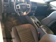 ✅ 2013 Dodge Challenger SXT • VIN: 2C3CDYAG8DH648784 • Lot: 92084445. Wystawiony na Copart z przebiegiem 106 855 mil. Bezpłatny archiwum sprzedaży aukcyjnych z USA i szczegółowy raport historii pojazdu na DreamBid. Zdjęcie 8.