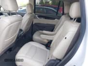 ✅ 2022 Cadillac XT6 Premium Luxury • VIN: 1GYKPDRS3NZ124924 • Lot: 42215418. Wystawiony na IAAI z przebiegiem 32 368 mil. Bezpłatny archiwum sprzedaży aukcyjnych z USA i szczegółowy raport historii pojazdu na DreamBid. Zdjęcie 8.