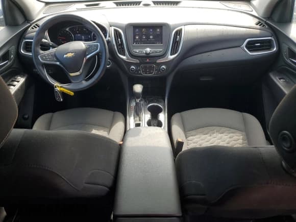 ✅ 2020 Chevrolet Equinox LT • VIN: 2GNAXUEVXL6152379 • Lot: 70802015. Wystawiony na Copart z przebiegiem 65 908 mil. Bezpłatny archiwum sprzedaży aukcyjnych z USA i szczegółowy raport historii pojazdu na DreamBid. Zdjęcie 8.