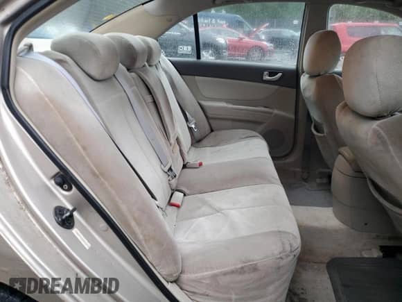 2008 Hyundai Sonata GLS с VIN 5NPET46C48H345617, выставлен на аукционе Copart как лот 72825364 с пробегом 271 804 миль миль и Списание • Salvage title. История ставок и продаж доступна на DreamBid. Изображение 10.