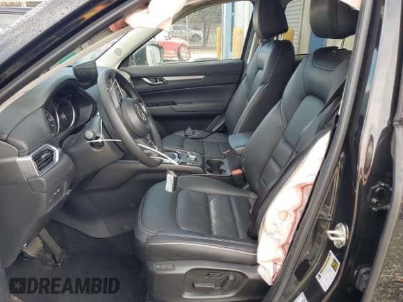 ✅ 2025 Mazda CX-5 S Preferred • VIN: JM3KFBCL8S0693189 • Лот: 91416195. Опубликован ранее на Copart с пробегом 7 730 миль. Бесплатный доступ к архиву аукционных продаж из США и подробный отчёт об истории автомобиля на DreamBid. Изображение 7.