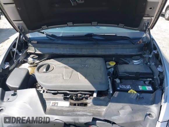 ✅ 2017 Jeep Cherokee Trailhawk L Plus • VIN: 1C4PJMBS5HD214410 • Lot: 43075418. Wystawiony na IAAI z przebiegiem 77 527 mil. Bezpłatny archiwum sprzedaży aukcyjnych z USA i szczegółowy raport historii pojazdu na DreamBid. Zdjęcie 10.