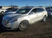 ✅ 2011 Lincoln MKT • VIN: 2LMHJ5ARXBBJ54517 • Лот: 42414295. Опубликован ранее на Copart с пробегом 100 078 миль. Бесплатный доступ к архиву аукционных продаж из США и подробный отчёт об истории автомобиля на DreamBid. Изображение 1.