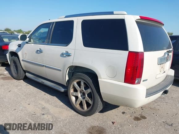 ✅ 2012 Cadillac Escalade Luxury • VIN: 1GYS3BEF4CR224553 • Lot: 43156282. Listed on IAAI with 158,314 mi. Free auction sales archive from the USA and detailed vehicle history report at DreamBid. Image 3.