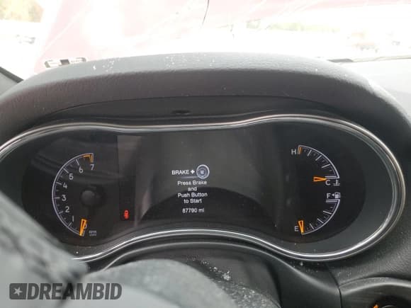 ✅ 2020 Jeep Grand Cherokee Limited • VIN: 1C4RJFBG8LC398787 • Лот: 86849915. Опубликован ранее на Copart с пробегом 87 790 миль. Бесплатный доступ к архиву аукционных продаж из США и подробный отчёт об истории автомобиля на DreamBid. Изображение 9.