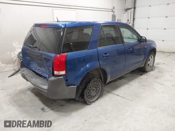 ✅ 2005 Saturn VUE • VIN: 5GZCZ33D85S868227 • Lot: 43512625. Listed on IAAI with 118,903 mi. Free auction sales archive from the USA and detailed vehicle history report at DreamBid. Image 4.