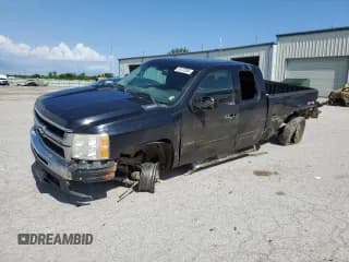 ✅ 2009 Chevrolet Silverado 2500HD LT • VIN: 1GCHK59K99E126355 • Лот: 55120284. Опубликован ранее на Copart с пробегом 292 281 миль. Бесплатный доступ к архиву аукционных продаж из США и подробный отчёт об истории автомобиля на DreamBid. Изображение 1.