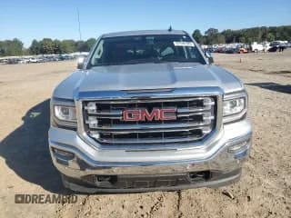 ✅ 2018 GMC Sierra 1500 SLT • VIN: 3GTU2NEC3JG262815 • Lot: 87268105. Wystawiony na Copart z przebiegiem 84 892 mil. Bezpłatny archiwum sprzedaży aukcyjnych z USA i szczegółowy raport historii pojazdu na DreamBid. Zdjęcie 5.