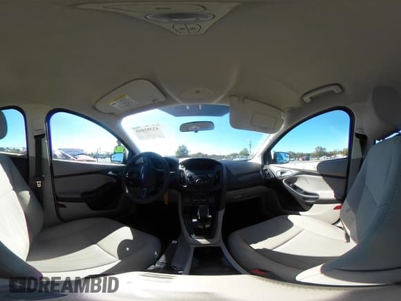 ✅ 2018 Ford Focus SE • VIN: 1FADP3F27JL202508 • Lot: 43385018. Listed on IAAI with 42,121 mi. Free auction sales archive from the USA and detailed vehicle history report at DreamBid. Image 19.