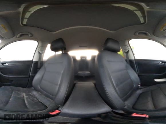 ✅ 2011 Volkswagen Jetta SE • VIN: 3VWDZ7AJ9BM393372 • Лот: 43320815. Опубликован ранее на IAAI с пробегом 142 245 миль. Бесплатный доступ к архиву аукционных продаж из США и подробный отчёт об истории автомобиля на DreamBid. Изображение 18.