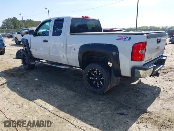 ✅ 2012 Chevrolet Silverado 2500HD LT • VIN: 1GC2KXCG5CZ348946 • Lot: 41930704. Wystawiony na IAAI z przebiegiem 213 663 mil. Bezpłatny archiwum sprzedaży aukcyjnych z USA i szczegółowy raport historii pojazdu na DreamBid. Zdjęcie 3.
