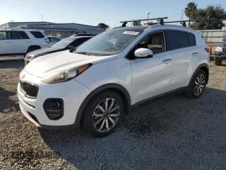 ✅ 2017 Kia Sportage EX • VIN: KNDPN3AC7H7242782 • Lot: 72035495. Wystawiony na Copart z przebiegiem 71 701 mil. Bezpłatny archiwum sprzedaży aukcyjnych z USA i szczegółowy raport historii pojazdu na DreamBid. Zdjęcie 1.