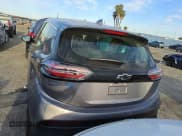 ✅ 2023 Chevrolet Bolt EV 1LT • VIN: 1G1FW6S01P4193375 • Lot: 49998055. Wystawiony na Copart z przebiegiem 33 958 mil. Bezpłatny archiwum sprzedaży aukcyjnych z USA i szczegółowy raport historii pojazdu na DreamBid. Zdjęcie 6.