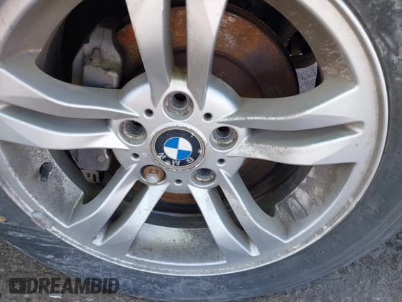 ✅ 2008 Audi Q7 Premium • VIN: WA1EV74L88D040698 • Lot: 41824944. Wystawiony na IAAI z przebiegiem 229 275 mil. Bezpłatny archiwum sprzedaży aukcyjnych z USA i szczegółowy raport historii pojazdu na DreamBid. Zdjęcie 13.