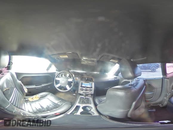 ✅ 2009 Dodge Challenger SE • VIN: 2B3LJ44V59H599575 • Lot: 87548195. Wystawiony na Copart z przebiegiem 229 216 mil. Bezpłatny archiwum sprzedaży aukcyjnych z USA i szczegółowy raport historii pojazdu na DreamBid. Zdjęcie 12.