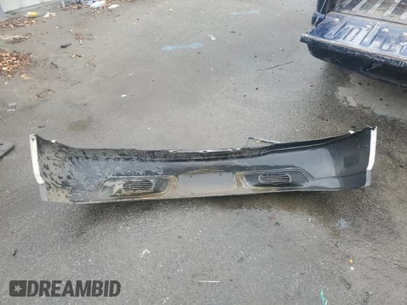 ✅ 2001 Chevrolet S-10 LS • VIN: 1GCCS19W618115841 • Лот: 50214595. Опубликован ранее на Copart с пробегом 275 590 миль. Бесплатный доступ к архиву аукционных продаж из США и подробный отчёт об истории автомобиля на DreamBid. Изображение 12.