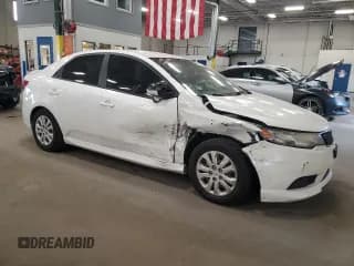 ✅ 2012 Kia Forte EX • VIN: KNAFU4A24C5629285 • Lot: 81044525. Listed on Copart with 122,612 mi. Free auction sales archive from the USA and detailed vehicle history report at DreamBid. Image 4.