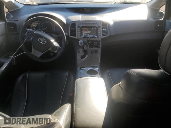 ✅ 2015 Toyota Venza XLE • VIN: 4T3BK3BBXFU119620 • Lot: 87422425. Wystawiony na Copart z przebiegiem 97 622 mil. Bezpłatny archiwum sprzedaży aukcyjnych z USA i szczegółowy raport historii pojazdu na DreamBid. Zdjęcie 8.