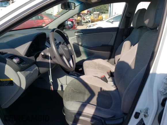 ✅ 2017 Hyundai Accent SE • VIN: KMHCT4AE1HU340568 • Лот: 60994693. Опубликован ранее на Copart с пробегом 61 941 миль. Бесплатный доступ к архиву аукционных продаж из США и подробный отчёт об истории автомобиля на DreamBid. Изображение 7.