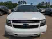 2010 Chevrolet Suburban LT z VIN 1GNUKJE35AR139405, wystawiony jako Copart lot #80348595 z przebiegiem 183 310 mil mil oraz Czysty tytuł • Clean title. Historia ofert i sprzedaży dostępna na DreamBid. Obrazek 5.