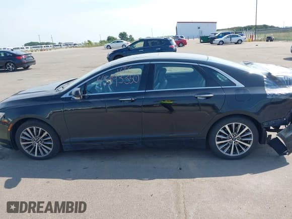 ✅ 2018 Lincoln MKZ Select • VIN: 3LN6L5D93JR608826 • Lot: 43193350. Wystawiony na IAAI z przebiegiem 112 018 mil. Bezpłatny archiwum sprzedaży aukcyjnych z USA i szczegółowy raport historii pojazdu na DreamBid. Zdjęcie 15.