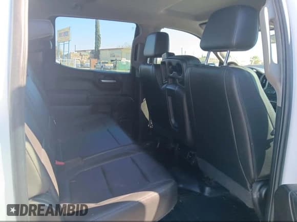 ✅ 2019 GMC Sierra 1500 • VIN: 1GTU9AEF0KZ194067 • Лот: 43726988. Опубликован ранее на IAAI с пробегом 98 902 миль. Бесплатный доступ к архиву аукционных продаж из США и подробный отчёт об истории автомобиля на DreamBid. Изображение 8.