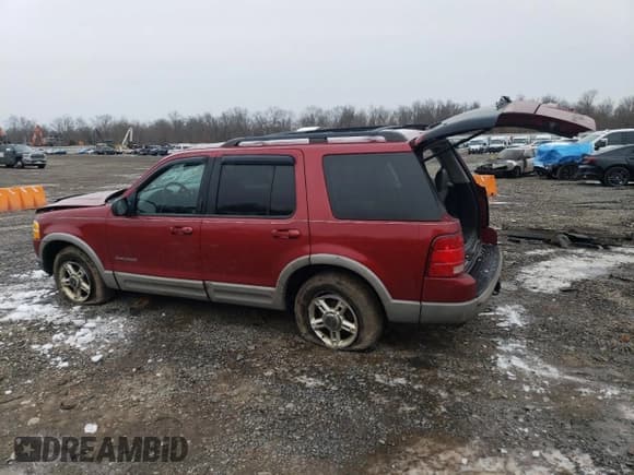 ✅ 2002 Ford Explorer XLT • VIN: 1FMDU73W12ZB33357 • Лот: 44722015. Опубликован ранее на Copart с пробегом Не указан. Бесплатный доступ к архиву аукционных продаж из США и подробный отчёт об истории автомобиля на DreamBid. Изображение 2.