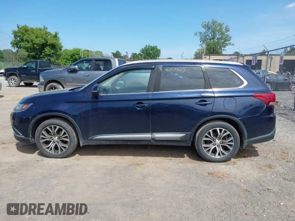 2017 Mitsubishi Outlander SE с VIN JA4AZ3A33HZ029739, выставлен на аукционе IAAI как лот 42598418 с пробегом 158 648 миль миль и . История ставок и продаж доступна на DreamBid. Изображение 14.