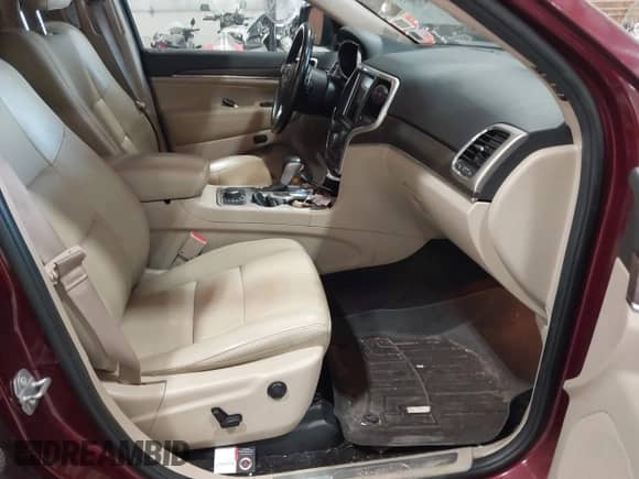 2016 Jeep Grand Cherokee Limited 75th Anniversary с VIN 1C4RJFBG3GC305308, выставлен на аукционе IAAI как лот 43108757 с пробегом 171 544 миль миль и . История ставок и продаж доступна на DreamBid. Изображение 5.